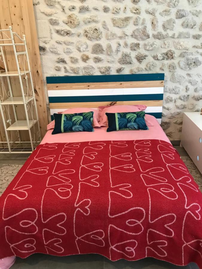 La Marelle Bed and Breakfast Avrillé-les-Ponceaux Eksteriør billede