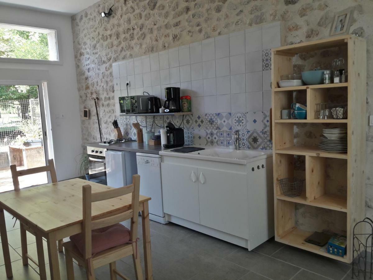 La Marelle Bed and Breakfast Avrillé-les-Ponceaux Eksteriør billede